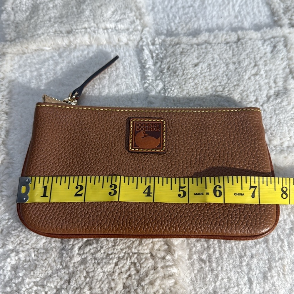 Dooney & Bourke Brown Leather Pebble Grain Wristlet - Picture 8 of 9